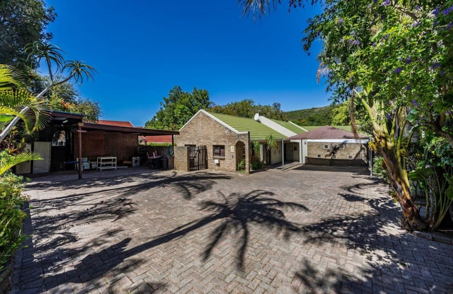 4 Bedroom Property for Sale in Nahoon Valley Park Eastern Cape